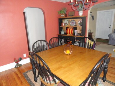 16 Rhode Island Ave, Pittsfield, MA 01201 - photo 5