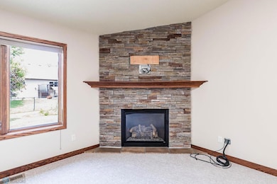 3312 5th Ave N, Moorhead, MN 56560 - photo 7