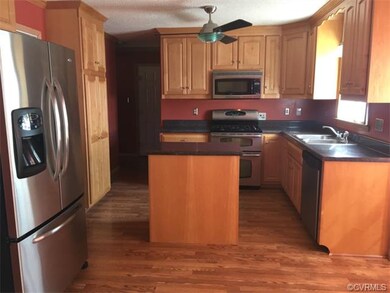 17941 Loving Union Rd, Disputanta, VA 23842 - photo 2