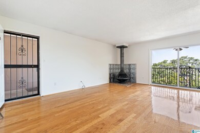 2401 Arlington Crescent unit F, Birmingham, AL 35205 - photo 5