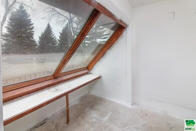 905 Walnut St, Mapleton, IA 51034 - photo 3