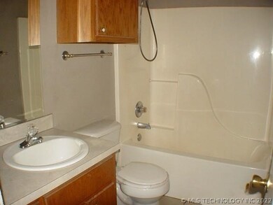 19150 S Coyote Dr, Claremore, OK 74019 - photo 6