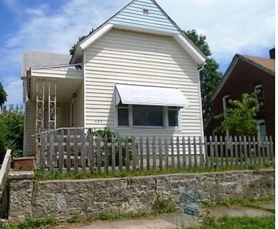 430 S Proud St, Muncie, IN 47305 - photo 2