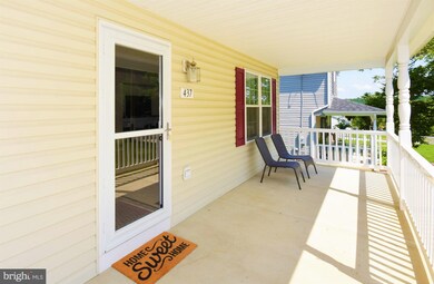 437 Stonewall St, Strasburg, VA 22657 - photo 3