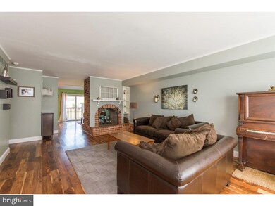 4009 Carriage Dr, Skippack, PA 19474 - photo 3