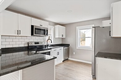 13 Garden St, Uxbridge, MA 01569 - photo 5