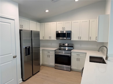 726 18th Place SW, Vero Beach, FL 32962 - photo 4