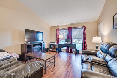 2 Lake Dr unit D, East Windsor, NJ 08520 - photo 5