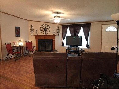 14414 Susie Ln, Alvin, TX 77511 - photo 3