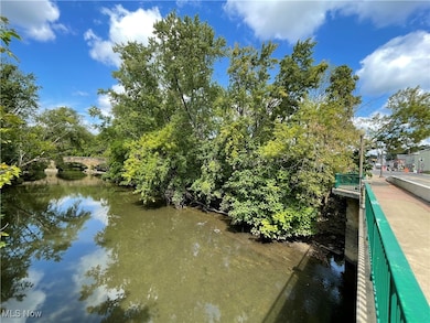 156 Cherry St W, Canal Fulton, OH 44614 - photo 3