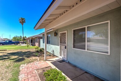 2602 W Fremont Dr-4