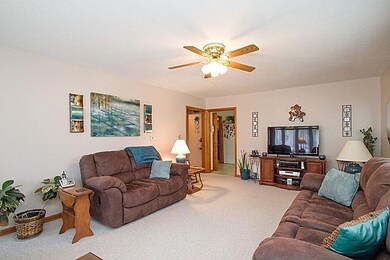 livingroom3_700