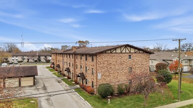 3821 W 123rd St unit 301, Alsip, IL 60803 - photo 2