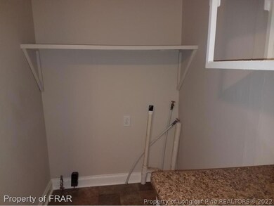 639 Mcbain Dr, Fayetteville, NC 28305 - photo 4