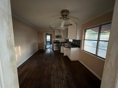 1404 N White Oak Rd, White Oak, TX 75693 - photo 2