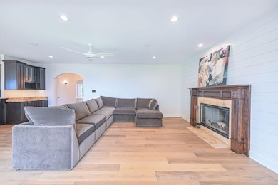 1620 Justin Ln, Dubuque, IA 52001 - photo 7