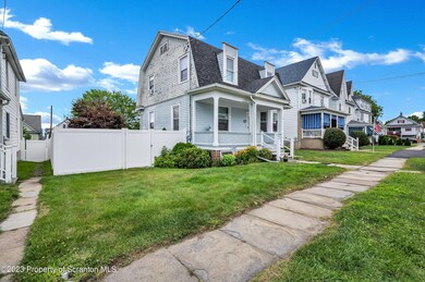 1114 Dartmouth St, Scranton, PA 18504 - photo 2