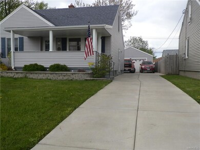 BRAND NEW CONCRETE DOUBLE DRIVE-WAY THAT TAKES YOU