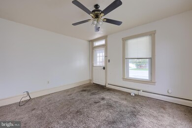 964 W Main St, New Holland, PA 17557 - photo 7