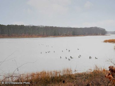 278 Sea View Dr, Warwick, RI 02889 - photo 3