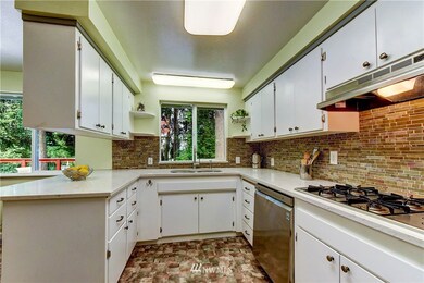 8711 202nd St SW, Edmonds, WA 98026 - photo 6