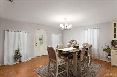 4532 N Mile 4 W unit W, Weslaco, TX 78599 - photo 3