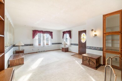 1526 Logan Ave, Waterloo, IA 50703 - photo 7