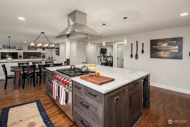 8247 E Mercer Way, Mercer Island, WA 98040 - photo 5