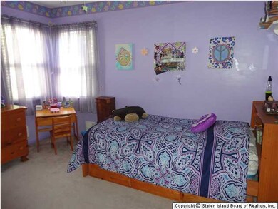 185 Tysens Ln, Staten Island, NY 10306 - photo 7