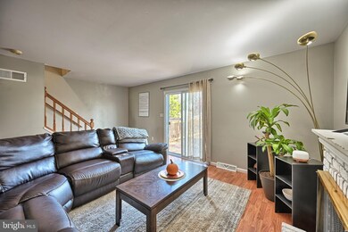 253 Worcester Ave, Harrisburg, PA 17111 - photo 5