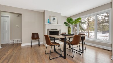 215 Neva Ave, Glenview, IL 60025 - photo 4