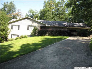 Great lot and a location convenient to all the cit