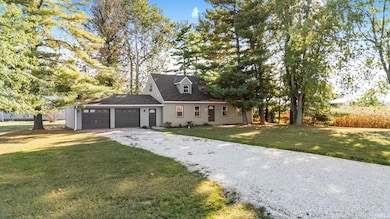 887 E 300 S, Tipton, IN 46072 - photo 3