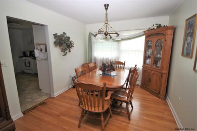 40 Jennifer Rd, Schenectady, NY 12302 - photo 6