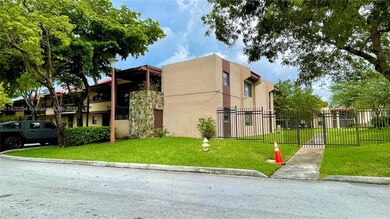 2ND FLOOR, END UNIT!