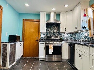 23 Brookford St unit 1, Cambridge, MA 02140 - photo 6