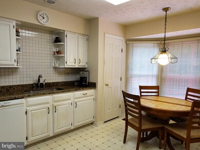 2827 Quarry Heights Way, Baltimore, MD 21209 - photo 5