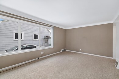 22155 Schroeder Ave, Eastpointe, MI 48021 - photo 6