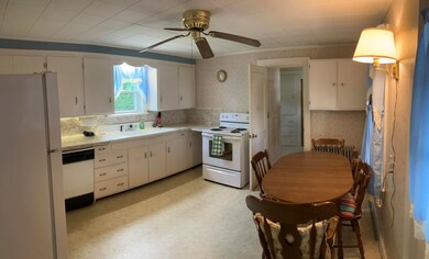 17 Poplar St, Skowhegan, ME 04976 - photo 5