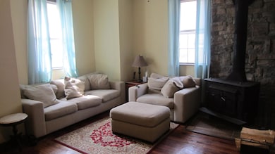 Comfy Living room