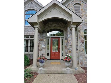 Entry/Foyer.