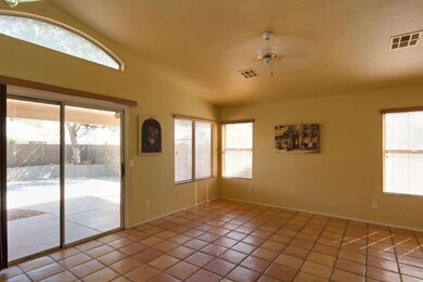 Gail - livingdining2