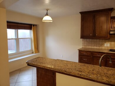 9226 Kingsrose Ln, Houston, TX 77075 - photo 5