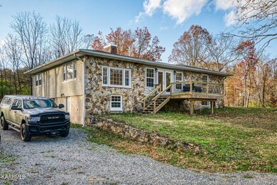 5027 Newton Rd, Crossville, TN 38572 - photo 4