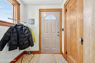 307 Middle St, Archbold, OH 43502 - photo 6