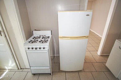 3512 Idalia Ave unit B, El Paso, TX 79930 - photo 5