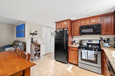 37 Union St unit 2, Salem, MA 01970 - photo 2