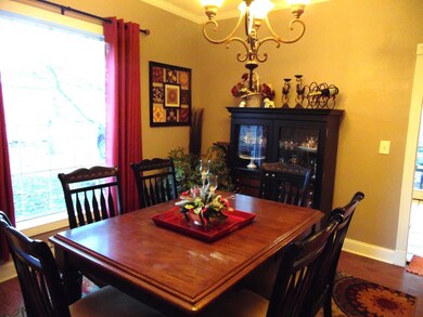 119 W Dake St, Brookfield, MO 64628 - photo 7