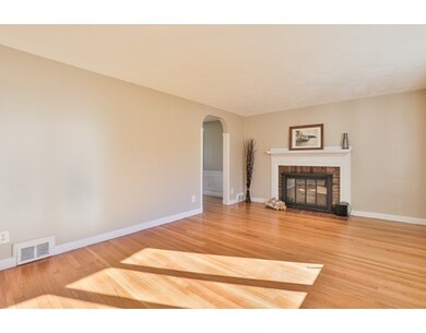 15 Elmcrest Rd, Wakefield, MA 01880 - photo 3