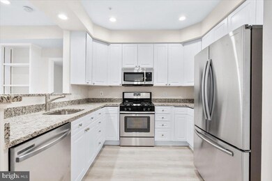 7708B Haynes Point Way unit 9B, Alexandria, VA 22315 - photo 5